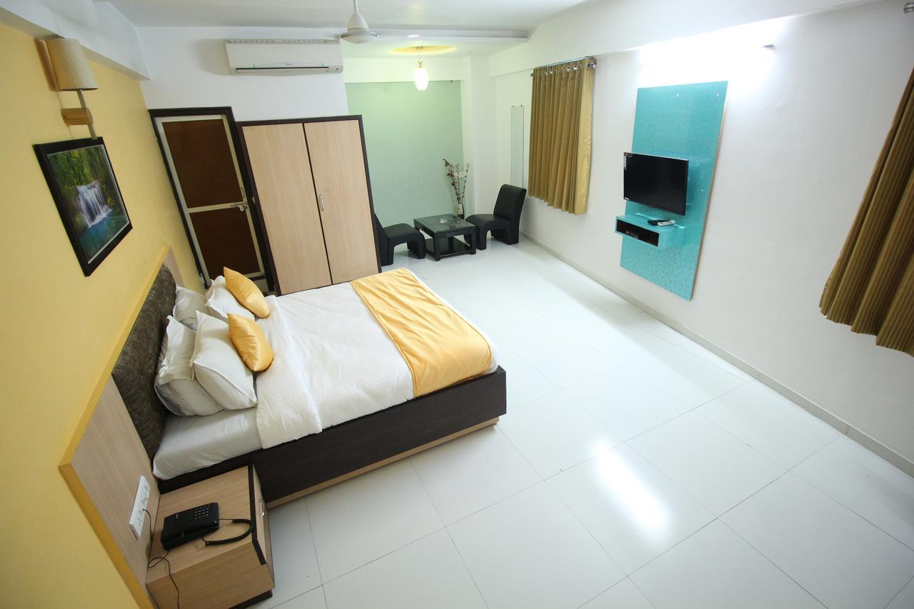 Hotel Hillton Inn Gandhinagar Exterior foto