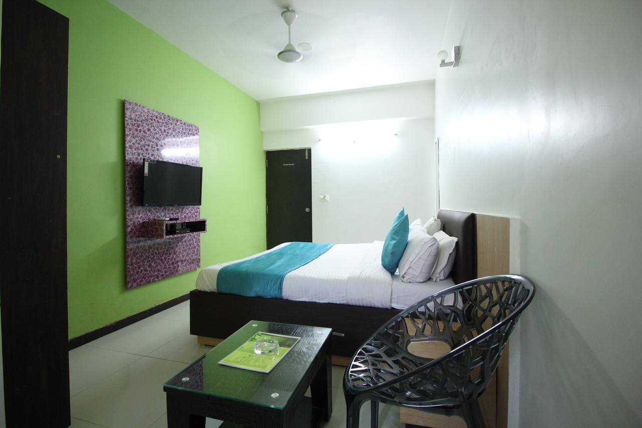 Hotel Hillton Inn Gandhinagar Exterior foto