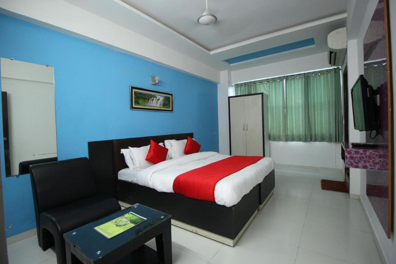 Hotel Hillton Inn Gandhinagar Exterior foto