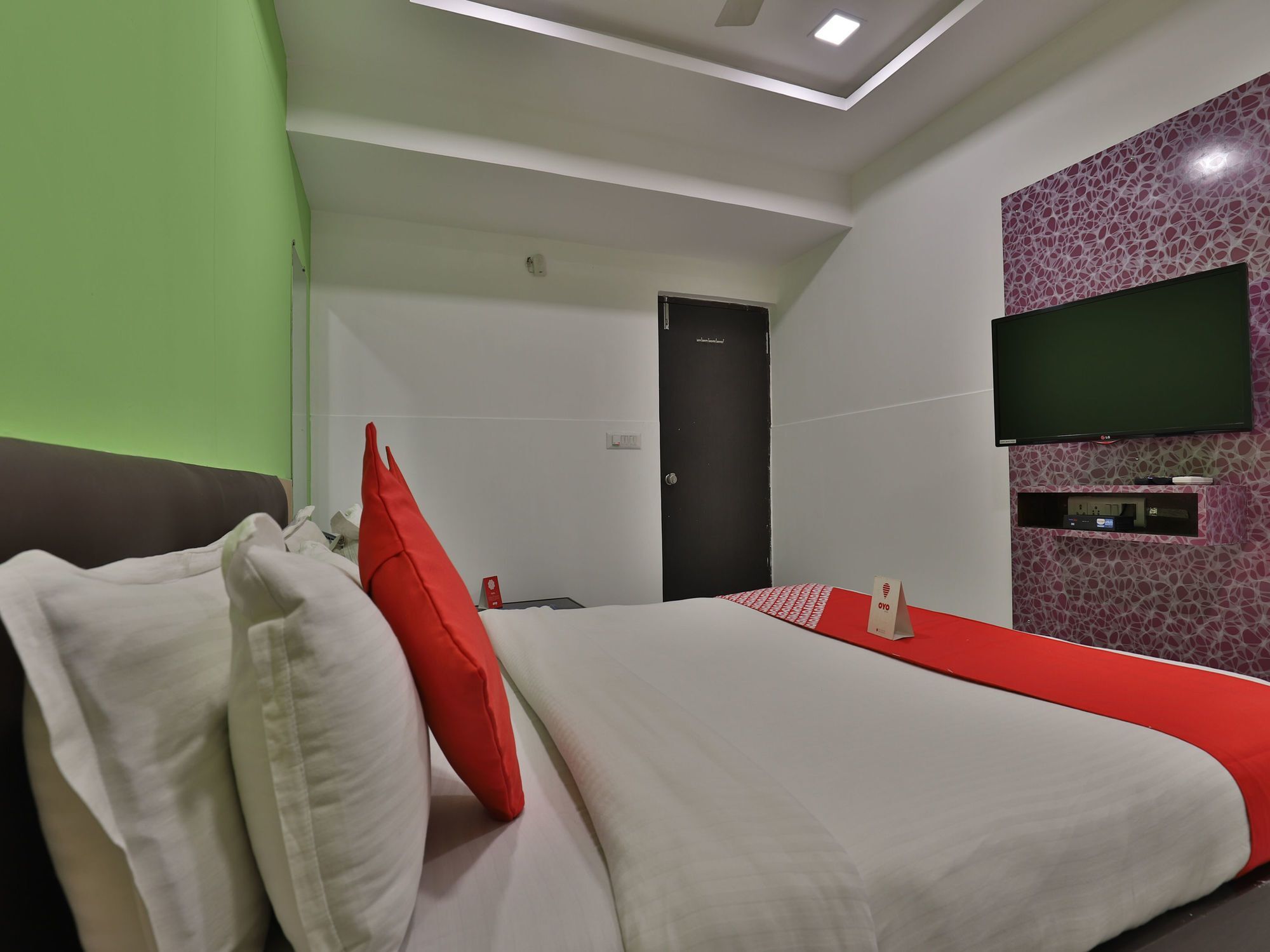 Hotel Hillton Inn Gandhinagar Exterior foto