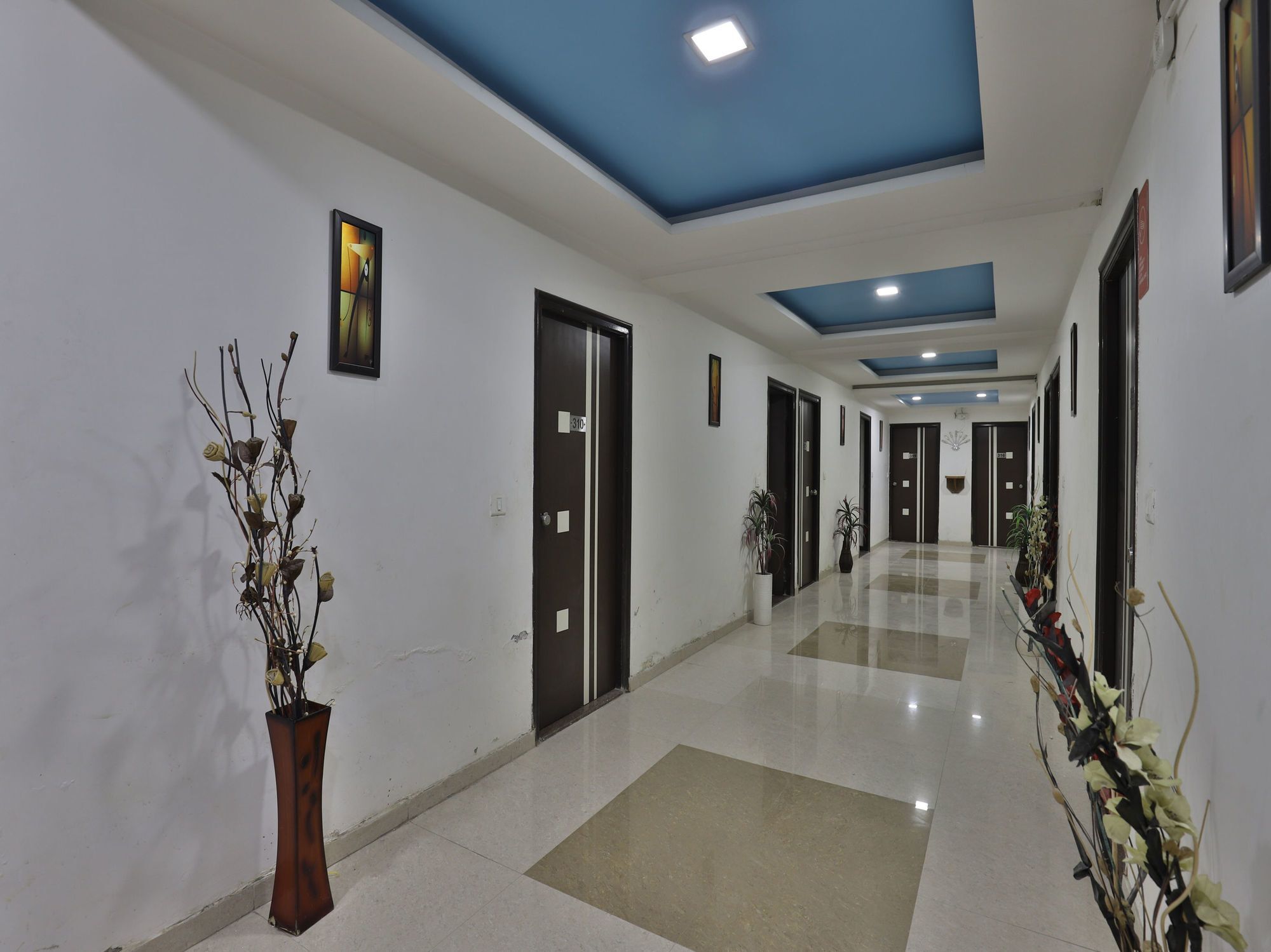 Hotel Hillton Inn Gandhinagar Exterior foto